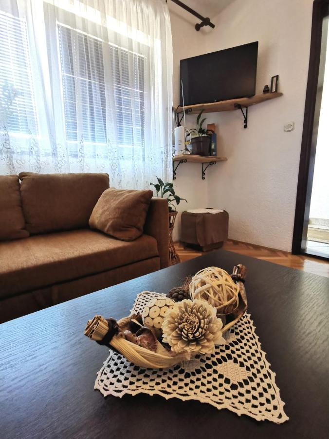 Apartman Pavelic Lovinac  Exterior foto